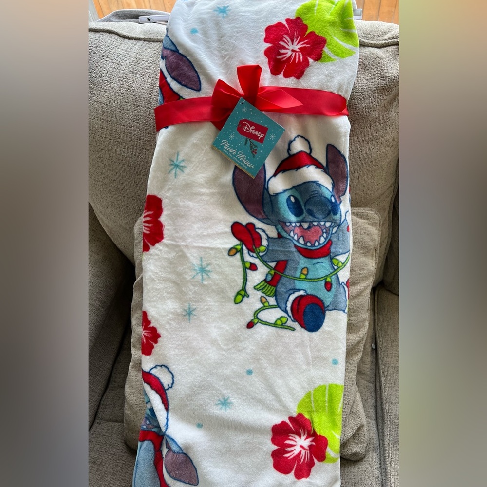 2023 NEW STITCH CHRISTMAS THROW BLANKET